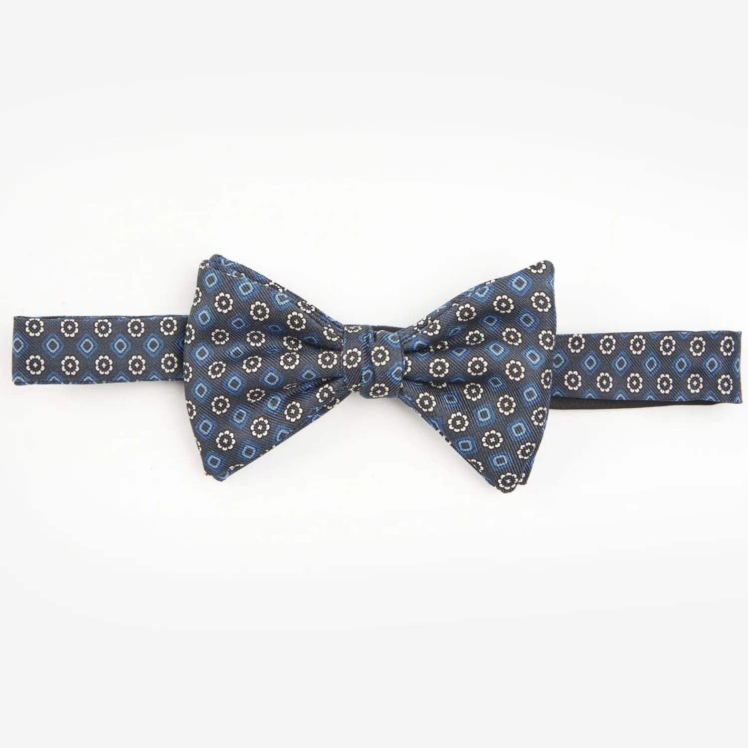 Dark Grey Pre-Knotted Silk Bowtie- Large Flower Pattern>E.Marinella Fashion